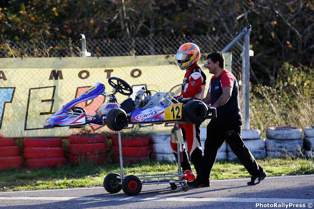 προπονητης οδηγών αγώνων - nitro kart team - kart races